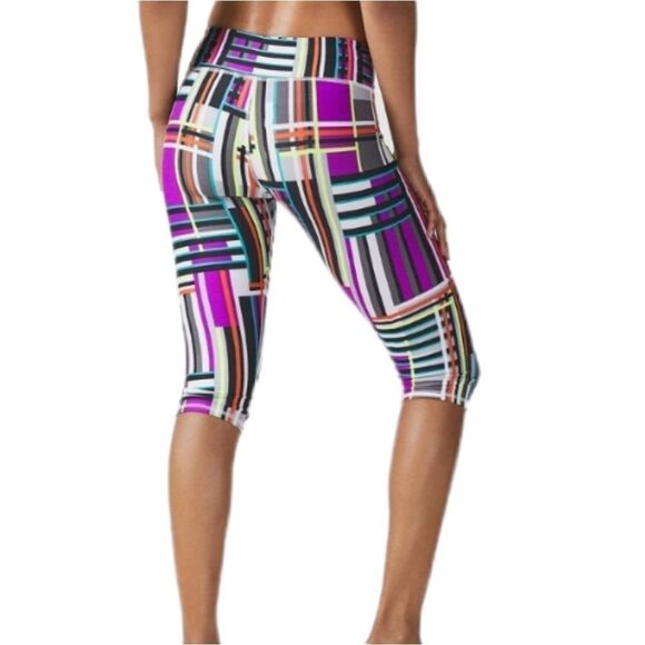 🔺️Fabletics Multicolored "Salar" Powerhold Crop Athletic Pants Small - Picture 2 of 12